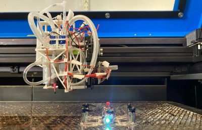 Установка, печатающая готовых роботов, разработана